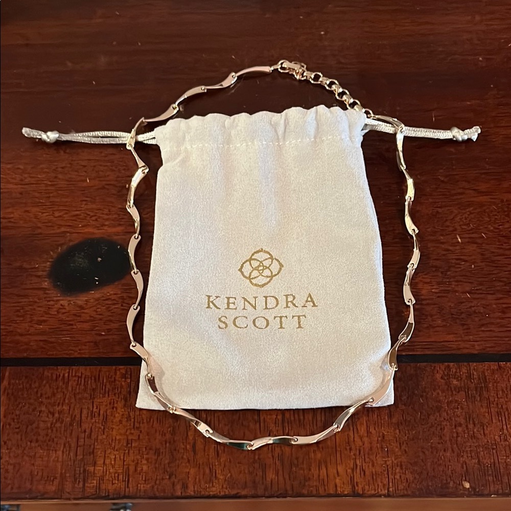 Kendra Scott Silver Necklace